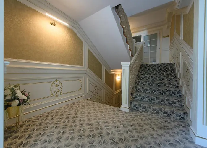 Hotel Grand Caraiman Neptun