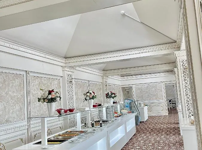 Grand Caraiman Hotel 4*