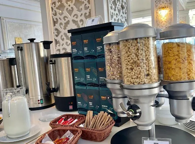 Grand Caraiman Hotel 4*