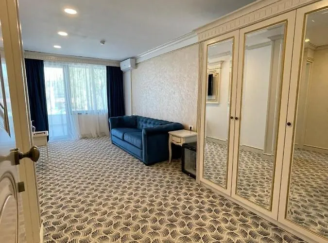 Hotel Grand Caraiman 4*