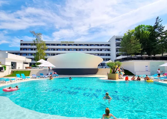 Grand Caraiman Neptun