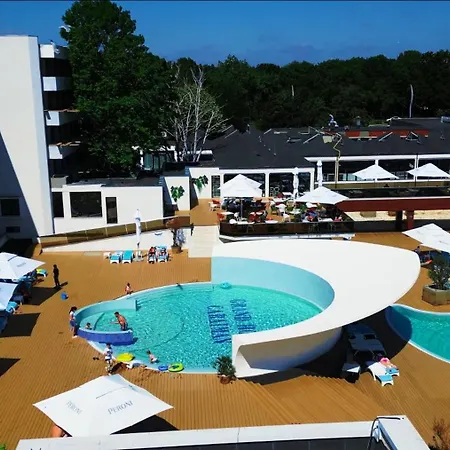 Grand Caraiman Hotel 4*