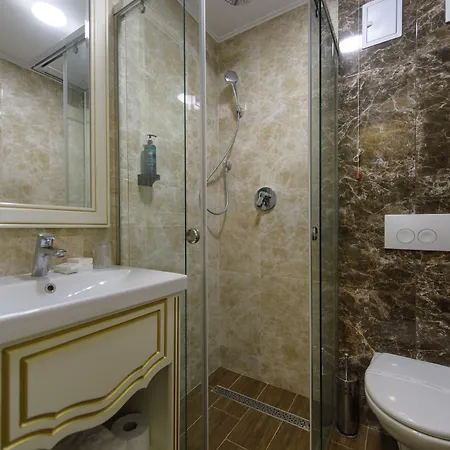 Hotel Grand Caraiman 4*