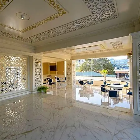 Hotel Grand Caraiman 4*