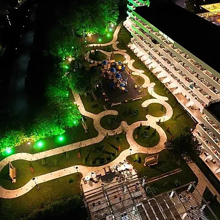 Hotel Grand Caraiman 4*